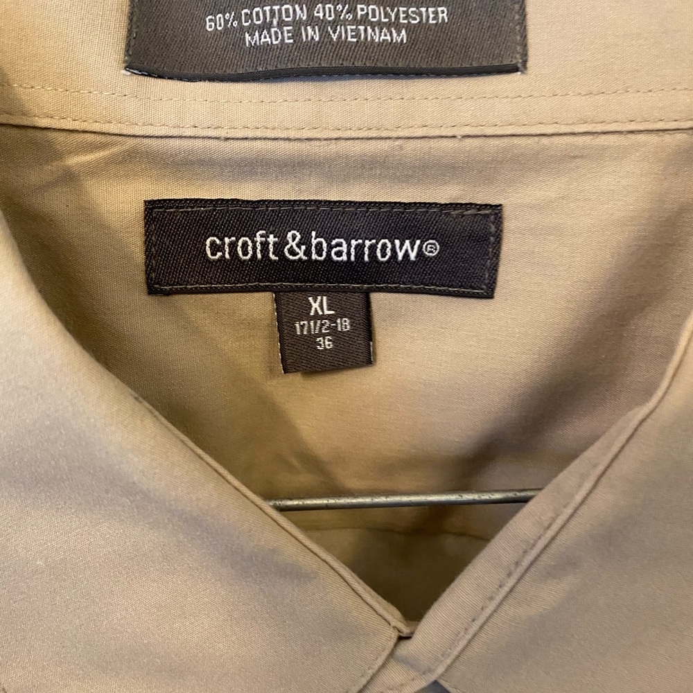 Croft and Barrow men’s button down shirt.